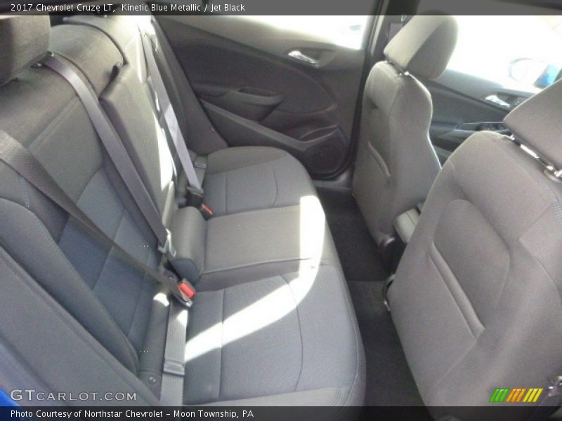 Kinetic Blue Metallic / Jet Black 2017 Chevrolet Cruze LT