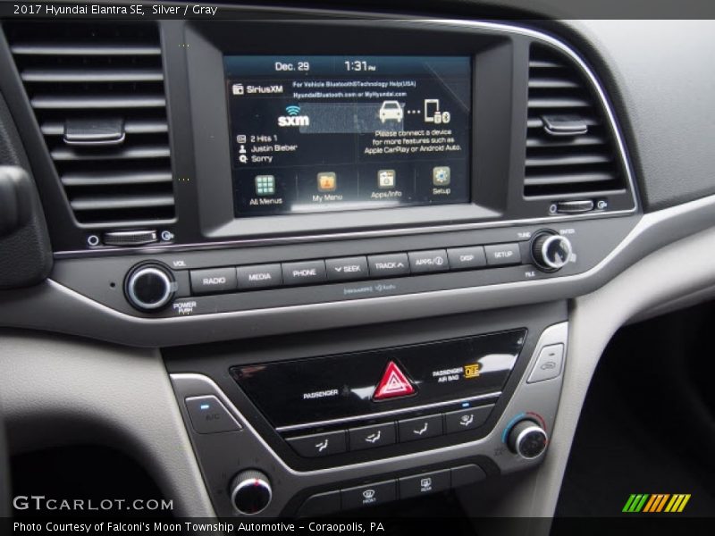 Silver / Gray 2017 Hyundai Elantra SE