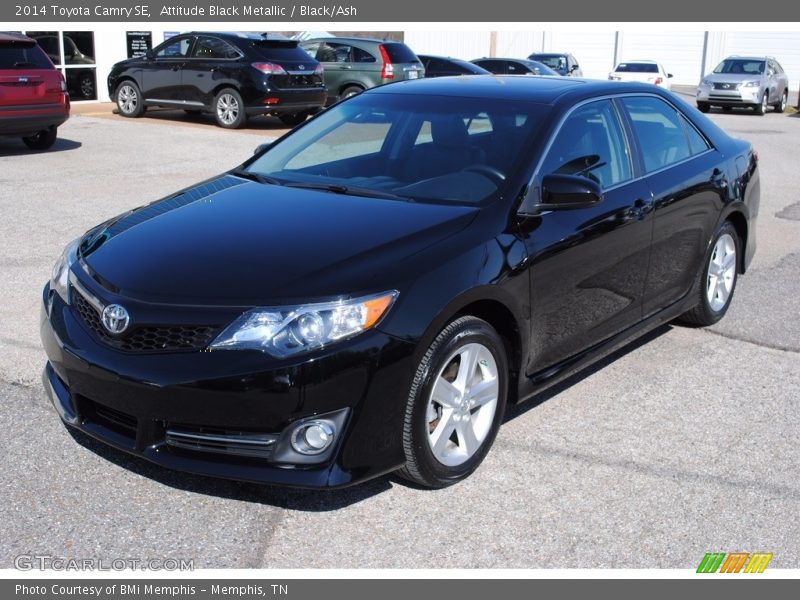 Attitude Black Metallic / Black/Ash 2014 Toyota Camry SE