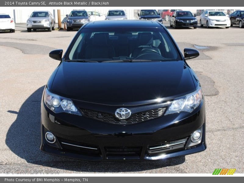 Attitude Black Metallic / Black/Ash 2014 Toyota Camry SE