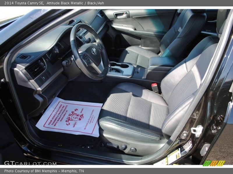 Attitude Black Metallic / Black/Ash 2014 Toyota Camry SE