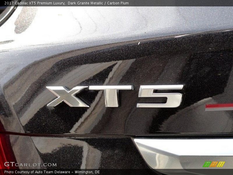 Dark Granite Metallic / Carbon Plum 2017 Cadillac XT5 Premium Luxury
