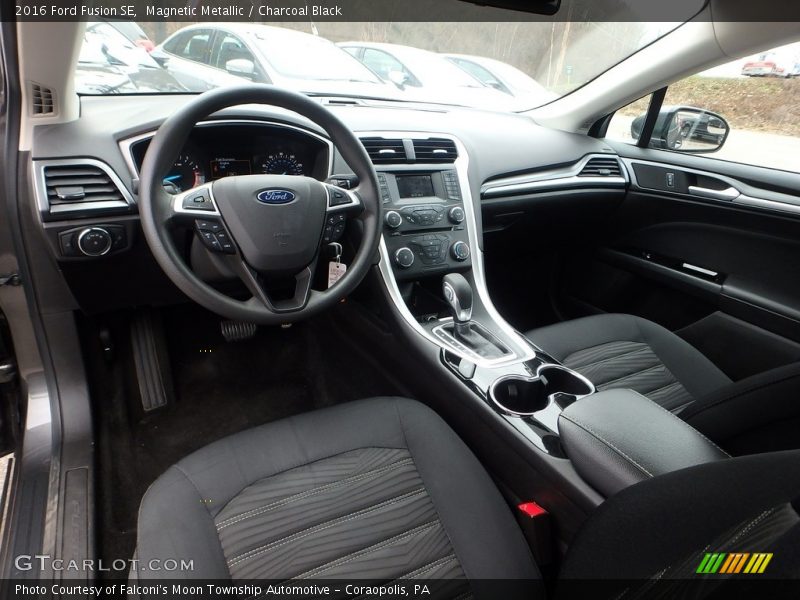 Magnetic Metallic / Charcoal Black 2016 Ford Fusion SE