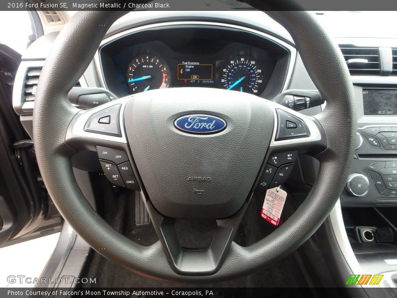 Magnetic Metallic / Charcoal Black 2016 Ford Fusion SE