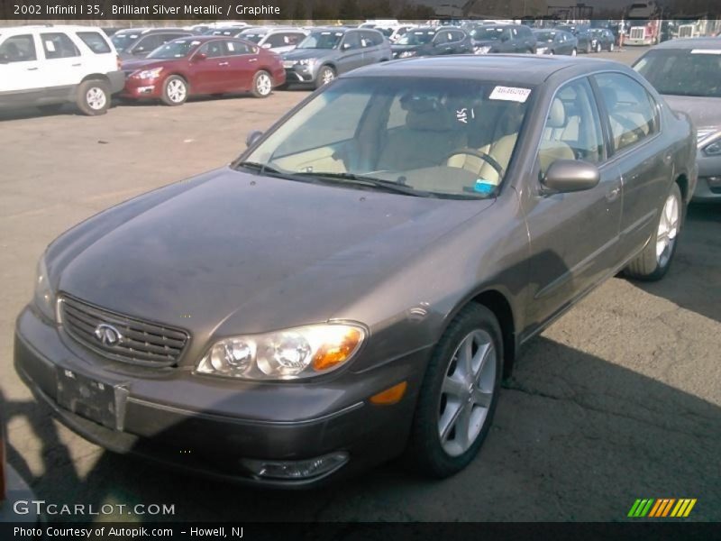 Brilliant Silver Metallic / Graphite 2002 Infiniti I 35
