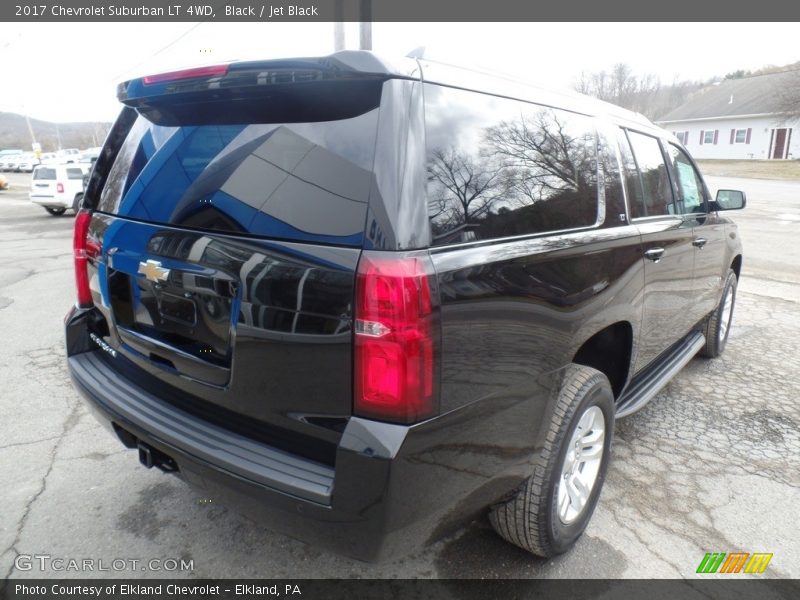 Black / Jet Black 2017 Chevrolet Suburban LT 4WD