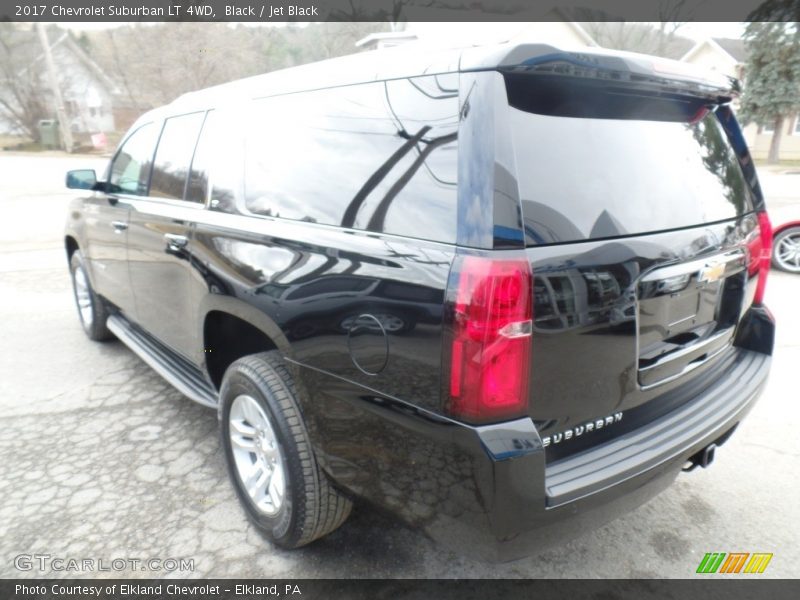 Black / Jet Black 2017 Chevrolet Suburban LT 4WD
