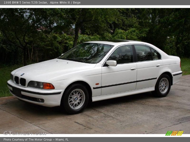 Alpine White III / Beige 1998 BMW 5 Series 528i Sedan