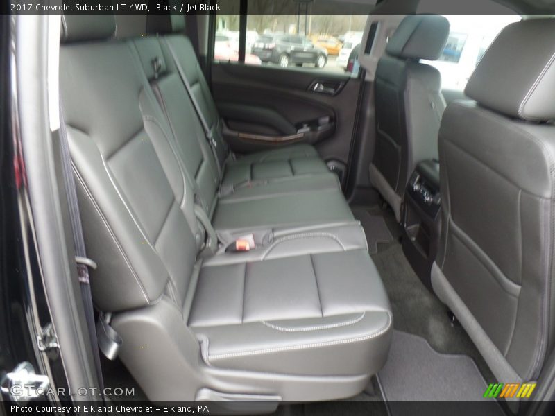 Black / Jet Black 2017 Chevrolet Suburban LT 4WD