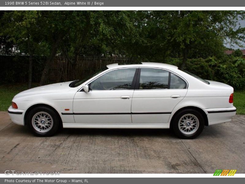 Alpine White III / Beige 1998 BMW 5 Series 528i Sedan