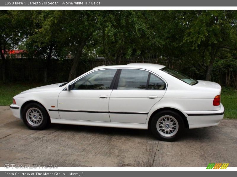 Alpine White III / Beige 1998 BMW 5 Series 528i Sedan