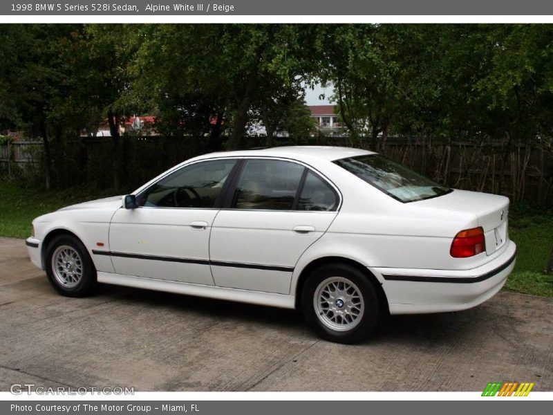 Alpine White III / Beige 1998 BMW 5 Series 528i Sedan