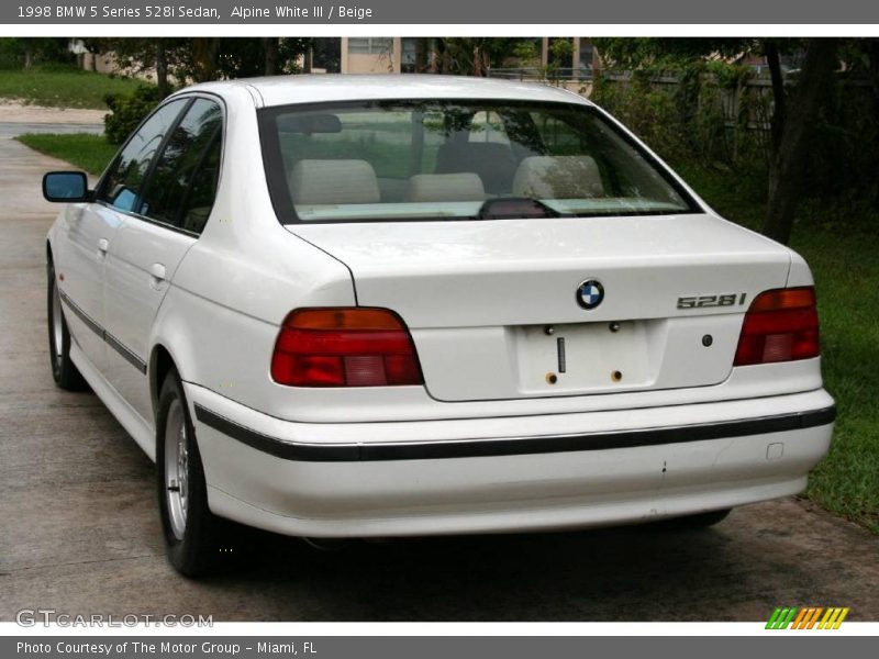 Alpine White III / Beige 1998 BMW 5 Series 528i Sedan