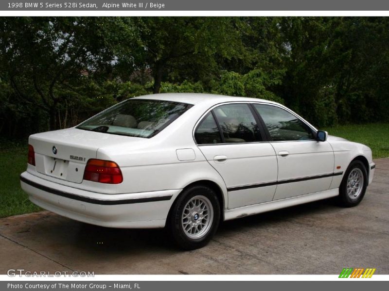 Alpine White III / Beige 1998 BMW 5 Series 528i Sedan