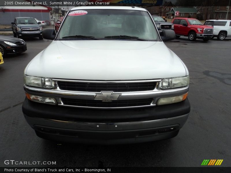 Summit White / Gray/Dark Charcoal 2005 Chevrolet Tahoe LS