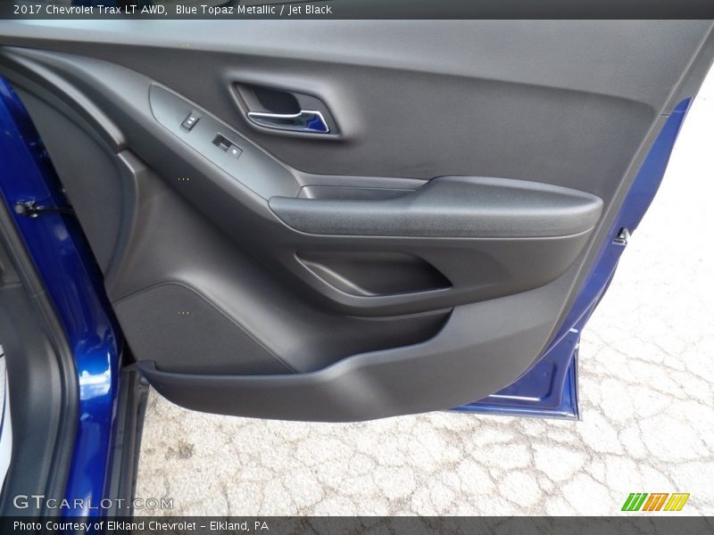 Blue Topaz Metallic / Jet Black 2017 Chevrolet Trax LT AWD