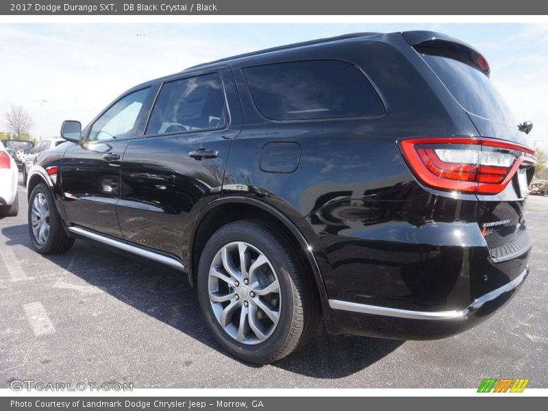 DB Black Crystal / Black 2017 Dodge Durango SXT