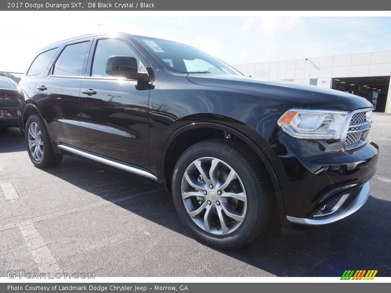DB Black Crystal / Black 2017 Dodge Durango SXT