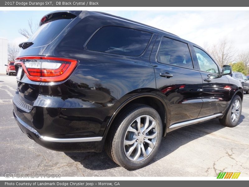 DB Black Crystal / Black 2017 Dodge Durango SXT