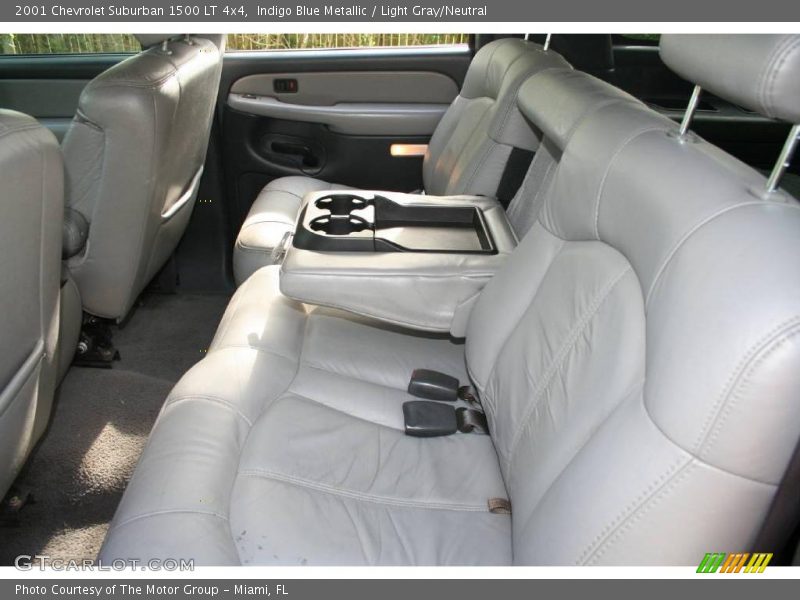 Indigo Blue Metallic / Light Gray/Neutral 2001 Chevrolet Suburban 1500 LT 4x4