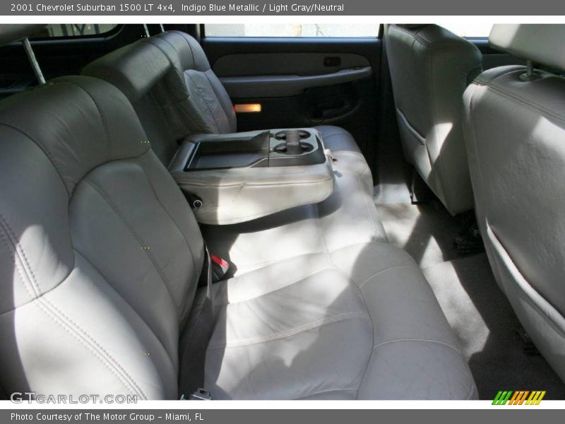 Indigo Blue Metallic / Light Gray/Neutral 2001 Chevrolet Suburban 1500 LT 4x4