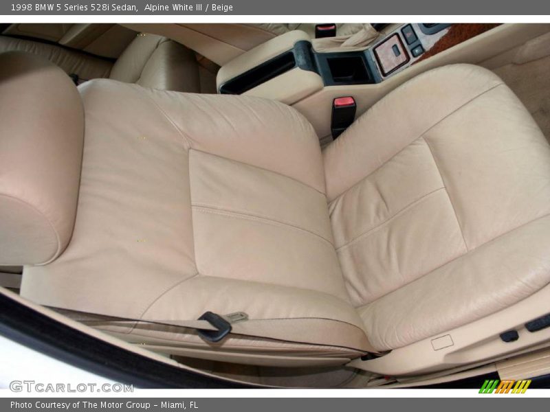 Alpine White III / Beige 1998 BMW 5 Series 528i Sedan