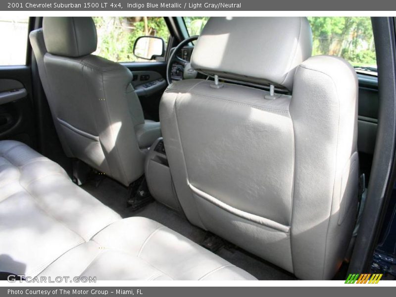 Indigo Blue Metallic / Light Gray/Neutral 2001 Chevrolet Suburban 1500 LT 4x4