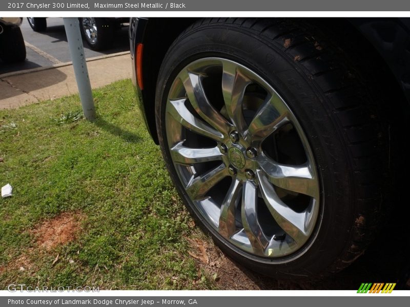 Maximum Steel Metallic / Black 2017 Chrysler 300 Limited