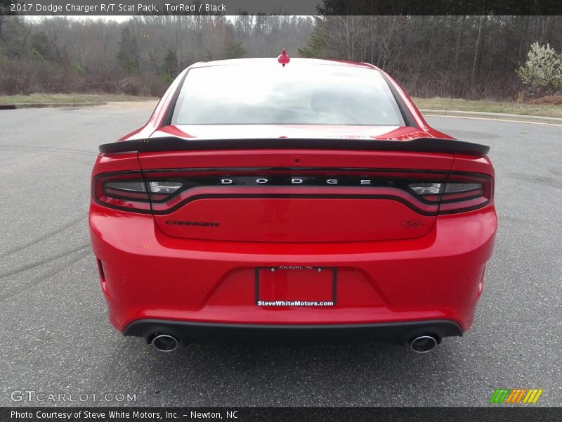 TorRed / Black 2017 Dodge Charger R/T Scat Pack