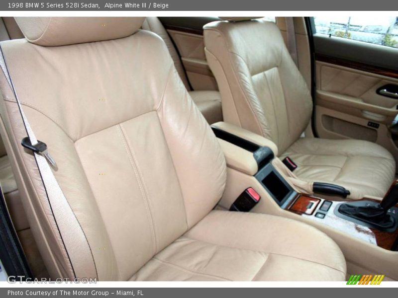 Alpine White III / Beige 1998 BMW 5 Series 528i Sedan