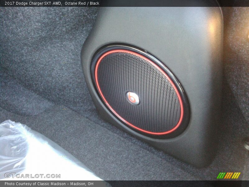 Octane Red / Black 2017 Dodge Charger SXT AWD