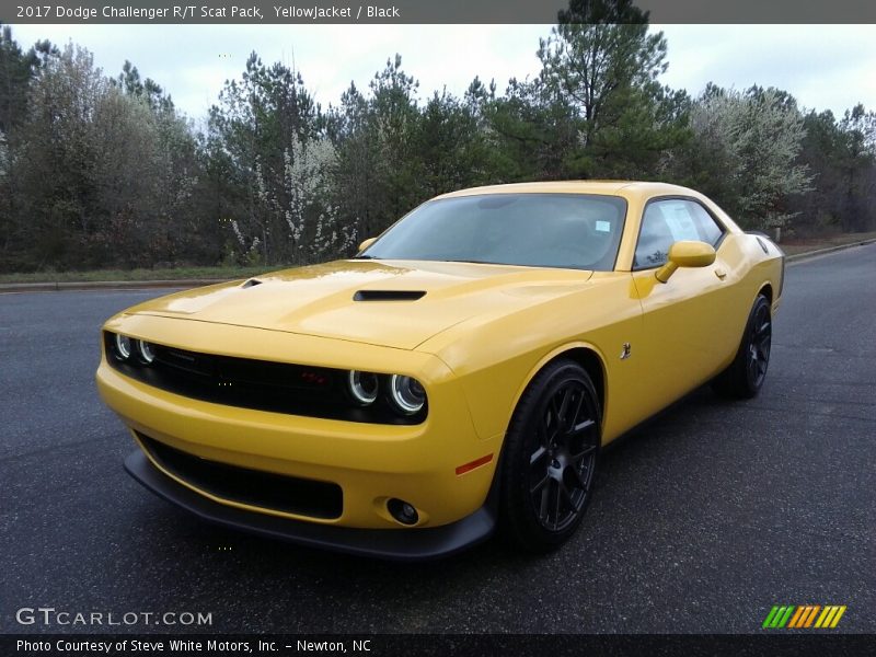 YellowJacket / Black 2017 Dodge Challenger R/T Scat Pack