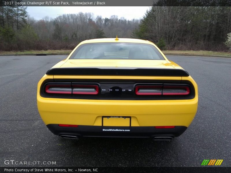 YellowJacket / Black 2017 Dodge Challenger R/T Scat Pack