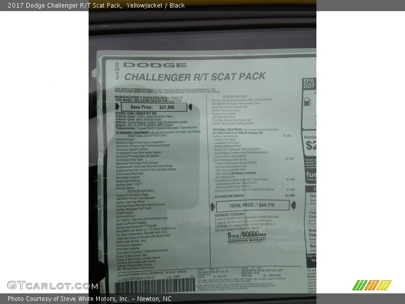 YellowJacket / Black 2017 Dodge Challenger R/T Scat Pack