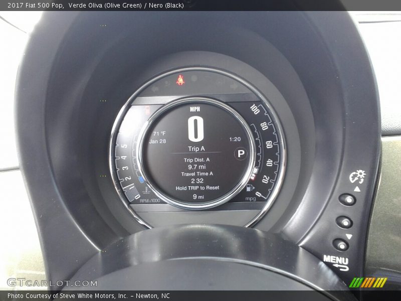 Verde Oliva (Olive Green) / Nero (Black) 2017 Fiat 500 Pop