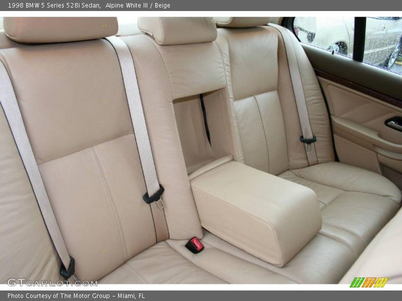 Alpine White III / Beige 1998 BMW 5 Series 528i Sedan