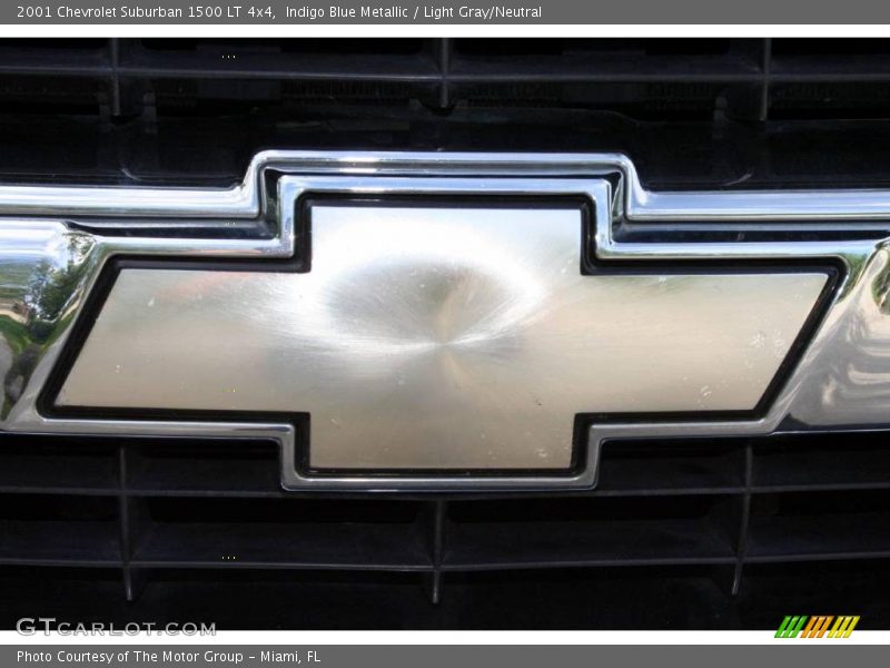 Indigo Blue Metallic / Light Gray/Neutral 2001 Chevrolet Suburban 1500 LT 4x4