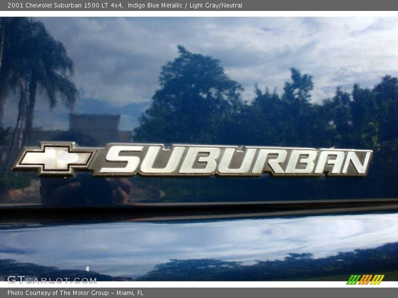 Indigo Blue Metallic / Light Gray/Neutral 2001 Chevrolet Suburban 1500 LT 4x4
