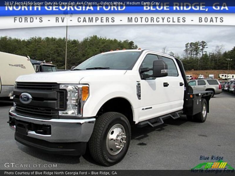 Oxford White / Medium Earth Gray 2017 Ford F350 Super Duty XL Crew Cab 4x4 Chassis