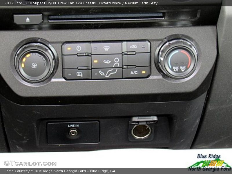Oxford White / Medium Earth Gray 2017 Ford F350 Super Duty XL Crew Cab 4x4 Chassis