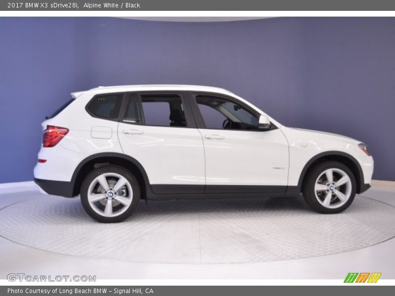 Alpine White / Black 2017 BMW X3 sDrive28i