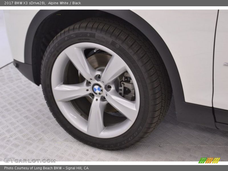 Alpine White / Black 2017 BMW X3 sDrive28i
