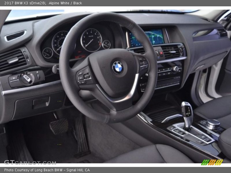Alpine White / Black 2017 BMW X3 sDrive28i