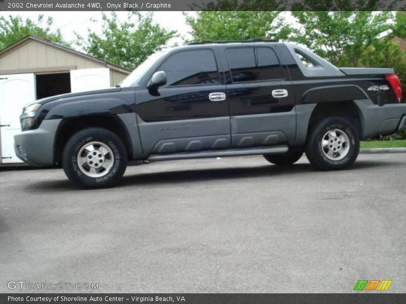 Onyx Black / Graphite 2002 Chevrolet Avalanche 4WD