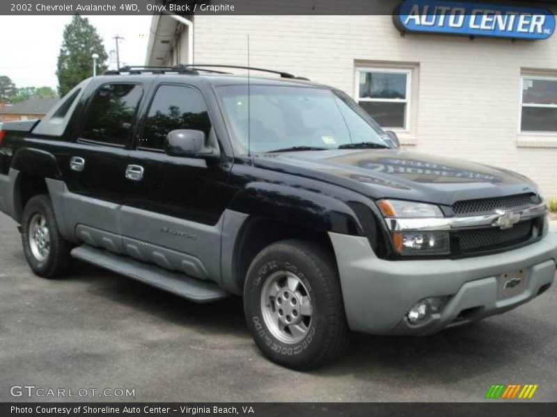 Onyx Black / Graphite 2002 Chevrolet Avalanche 4WD