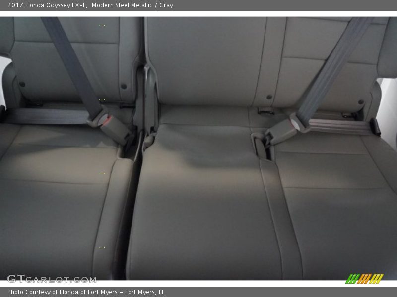 Modern Steel Metallic / Gray 2017 Honda Odyssey EX-L