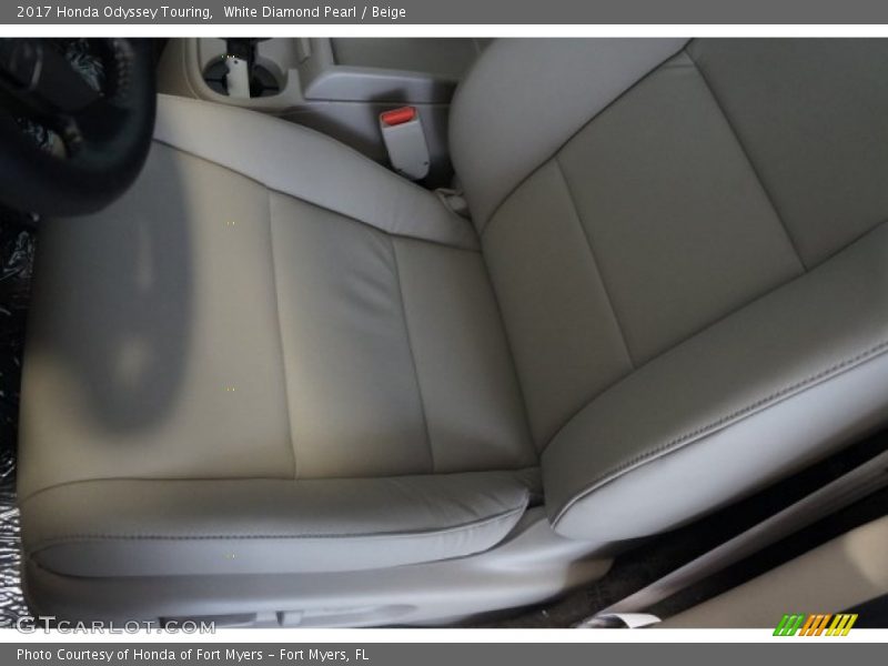 White Diamond Pearl / Beige 2017 Honda Odyssey Touring