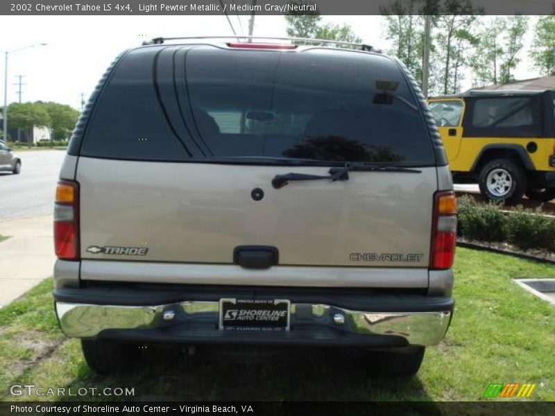 Light Pewter Metallic / Medium Gray/Neutral 2002 Chevrolet Tahoe LS 4x4