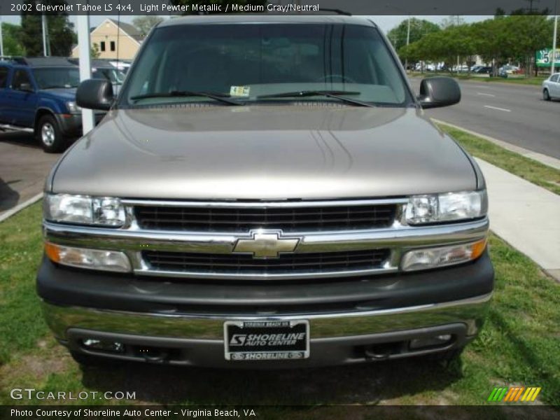Light Pewter Metallic / Medium Gray/Neutral 2002 Chevrolet Tahoe LS 4x4