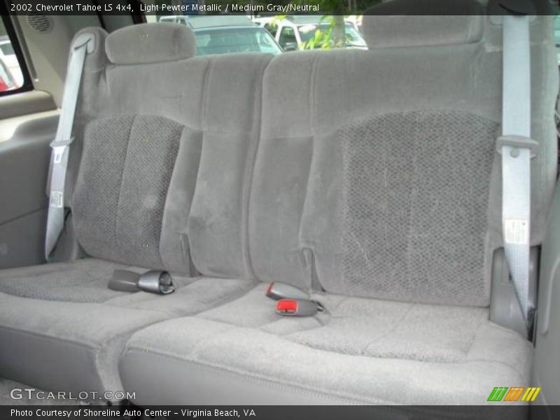 Light Pewter Metallic / Medium Gray/Neutral 2002 Chevrolet Tahoe LS 4x4